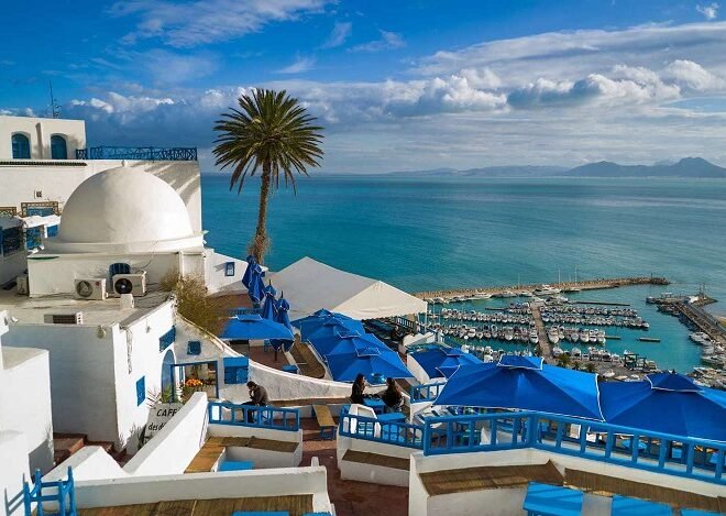 Affordable Vacation Tours for Families and Couples