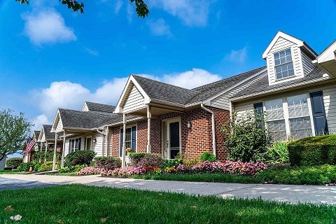 4 Essential Features to Look for in a Retirement Community