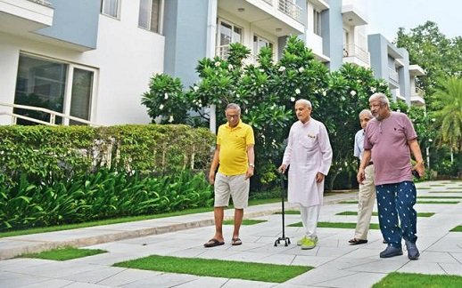 Essential Services and Amenities in Top Senior Living Communities